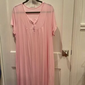 Chaibear pale pink short sleeve nightgown XL